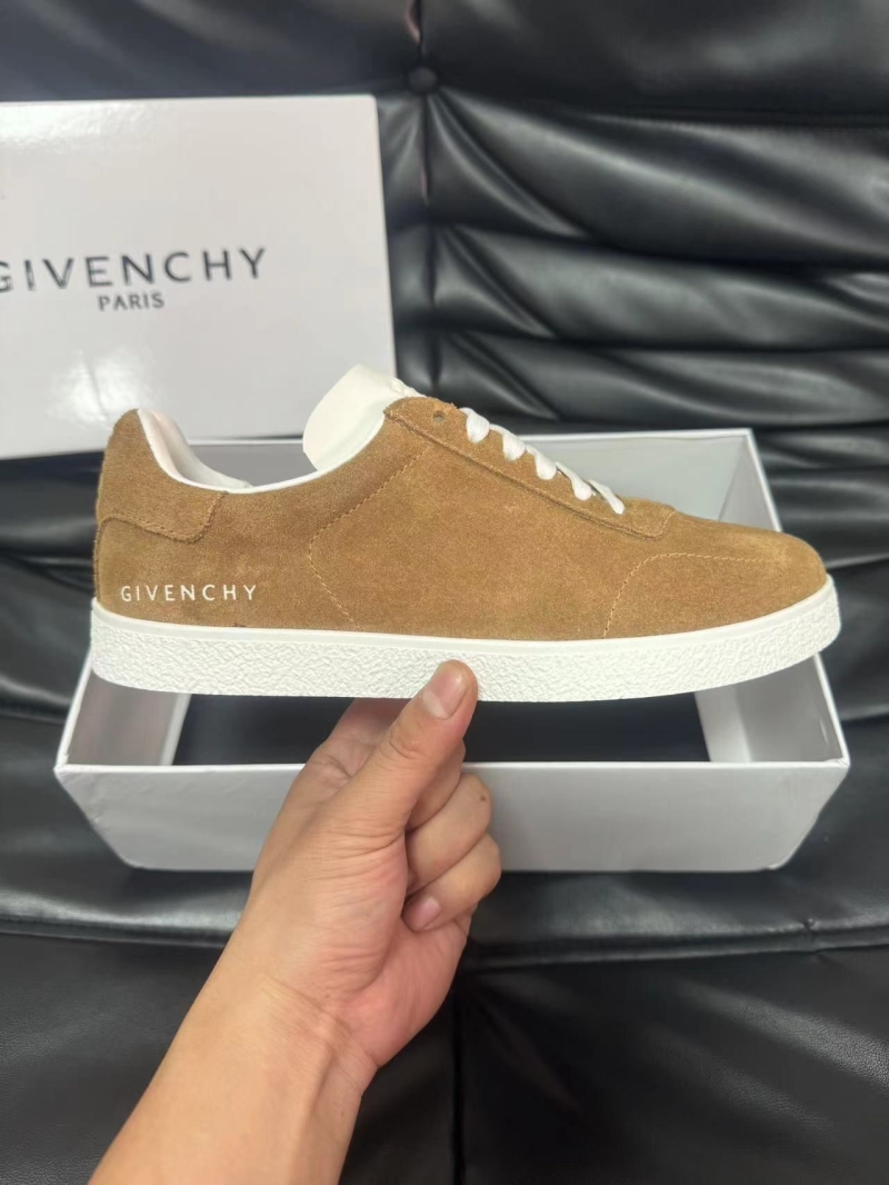 Givenchy Sneakers